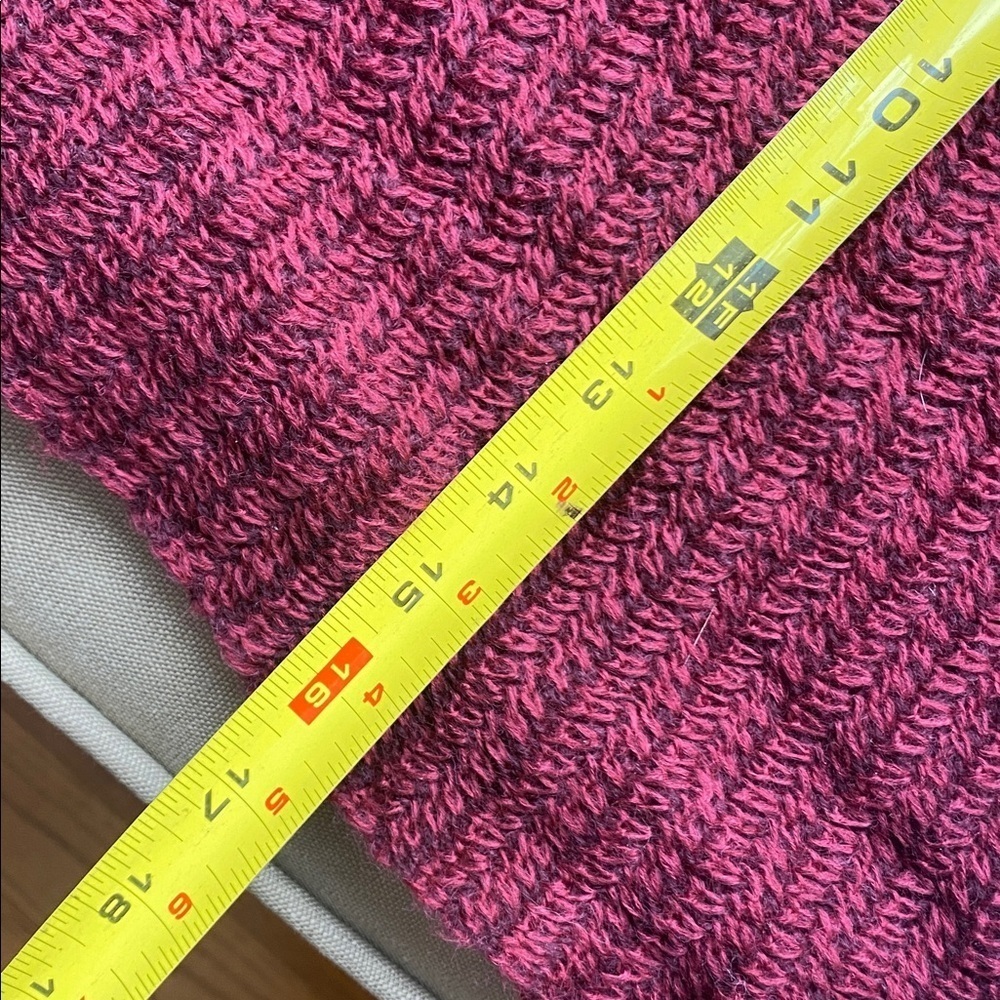 Maroon Burgundy Knit Scarf - Picture 4 of 4